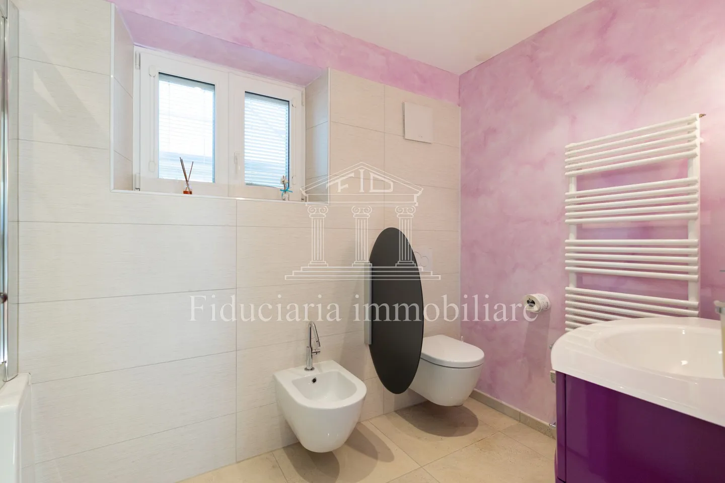 SOLDUNO - Appartamento spazioso con studio in casa bifamiliare - Foto 11 di 13