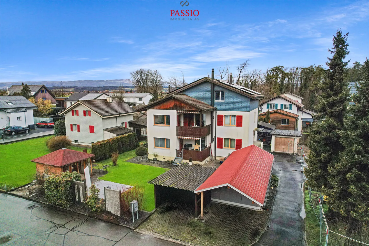 Casa bifamiliare ben tenuta di 9,5 stanze con paradiso del giardino - Foto 1 di 44