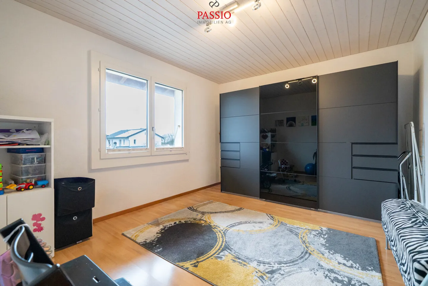 Casa bifamiliare ben tenuta di 9,5 stanze con paradiso del giardino - Foto 9 di 44