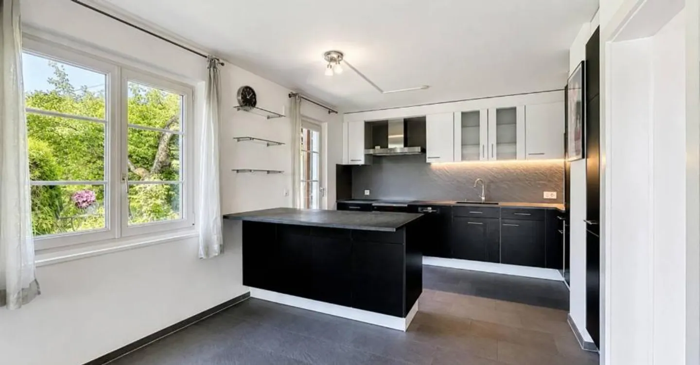 Villa individuelle de 6,5 pièces avec panorama sur le Léman et les Alpes - Foto 3 di 11