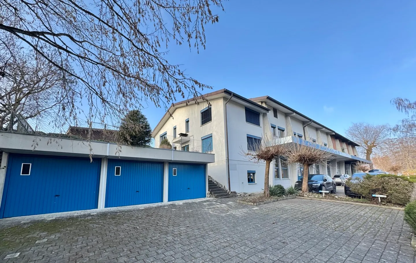 Versatile Commercial Property - Photo 2 of 10