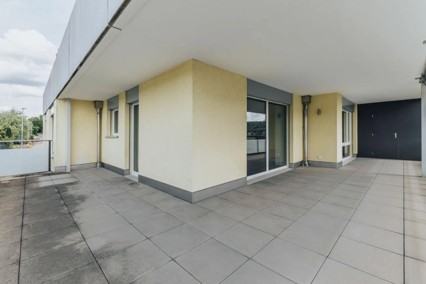 Modernes Apartment mit Grünblick - Foto 15 von 18