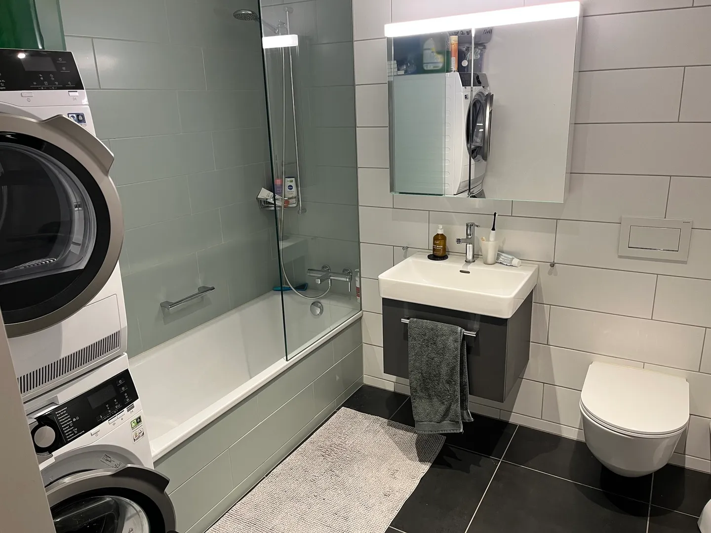 Apartment for rent - Photo 6 of 8