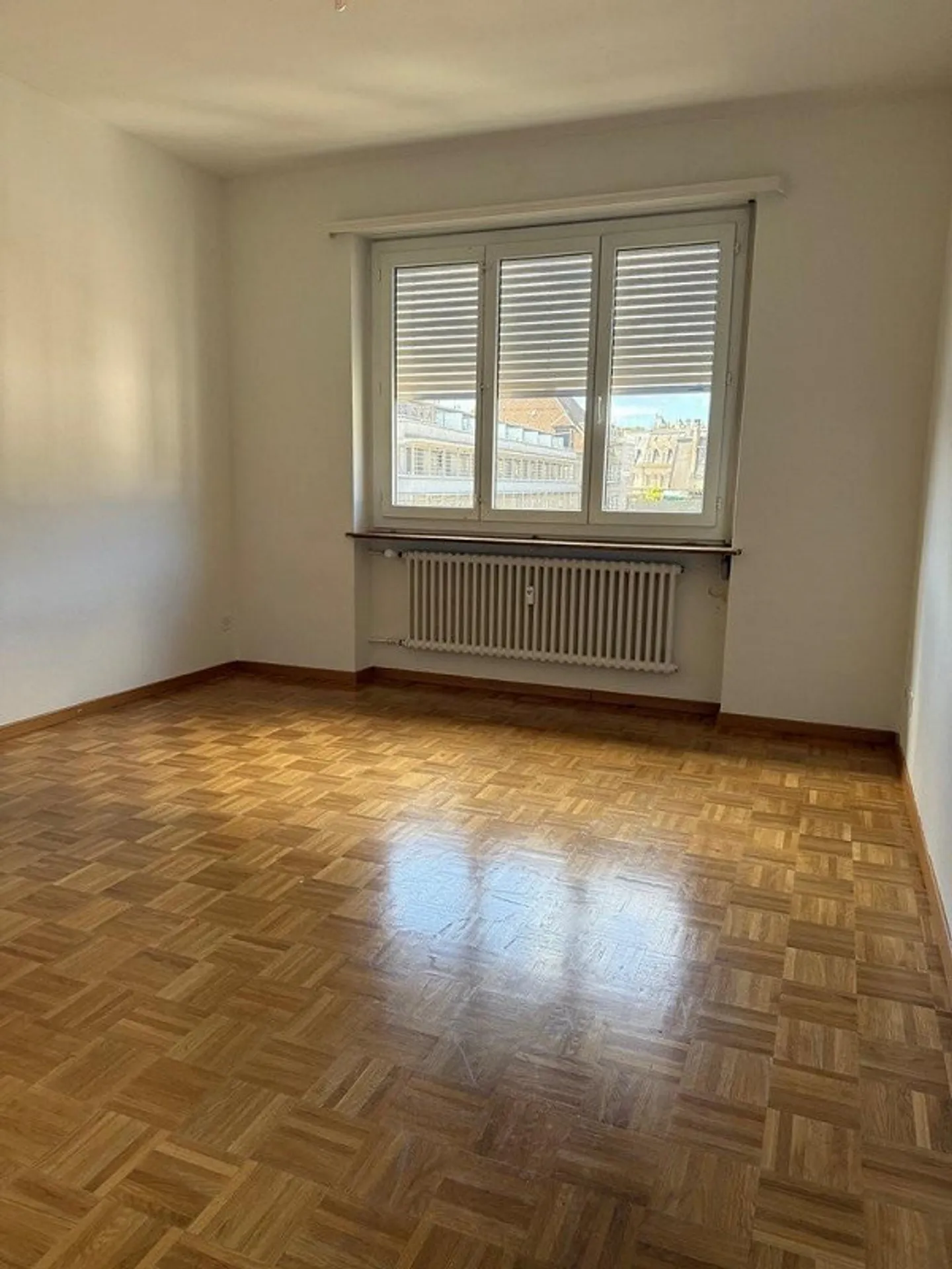 Appartamento centrale con vista sulla catena del Giura desiderato? - Foto 9 di 10