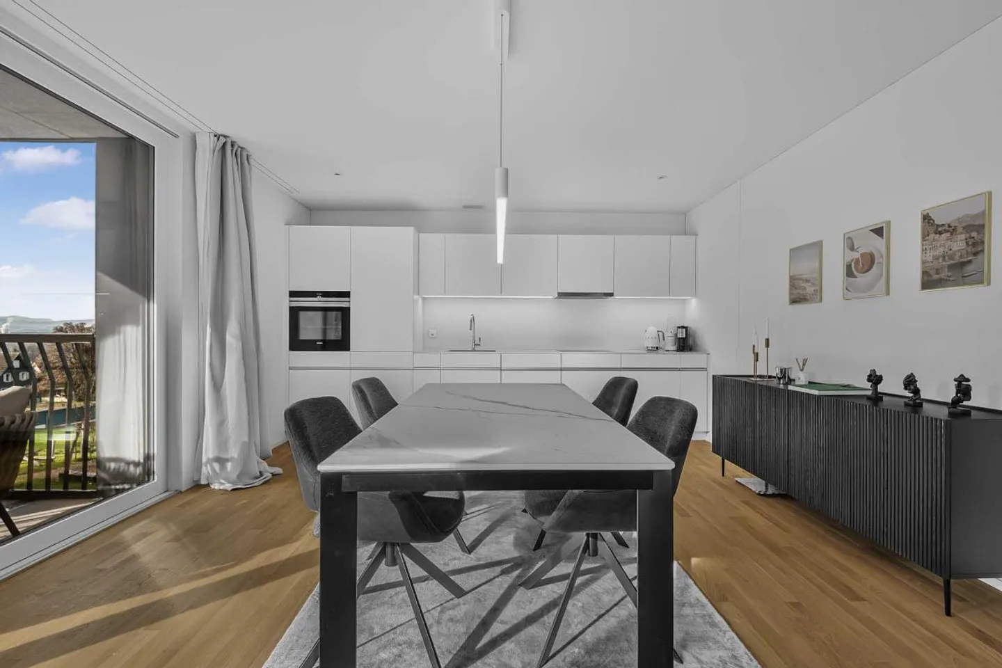 2.5 Room Apartment - Photo 4 of 5