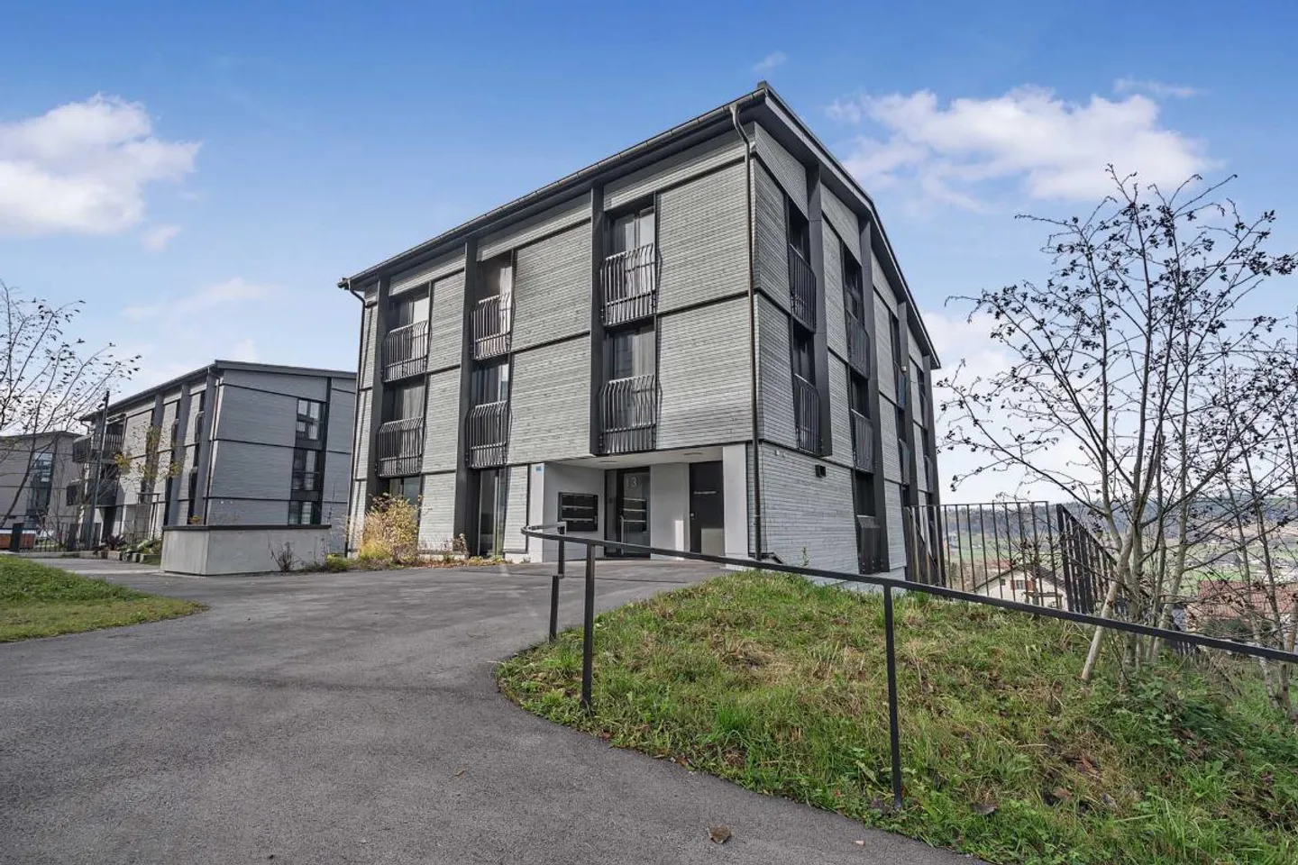 2.5 Room Apartment - Photo 1 of 5