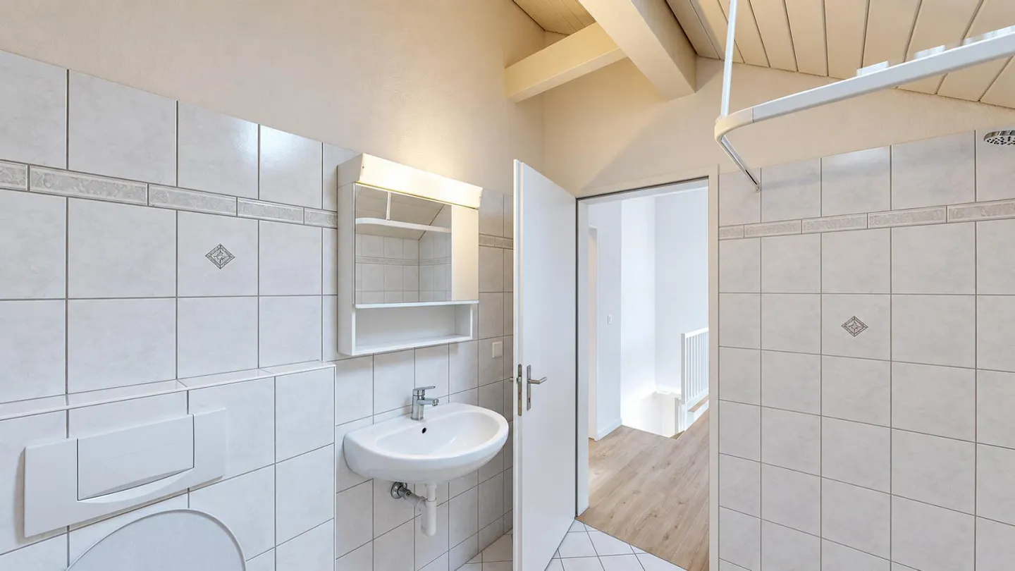 Appartement spacieux et beau avec galerie - Photo 7 sur 10