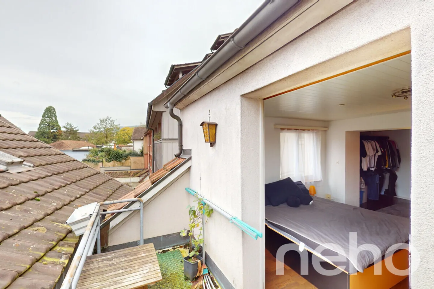 Mixed-use building for sale - Photo 5 of 13