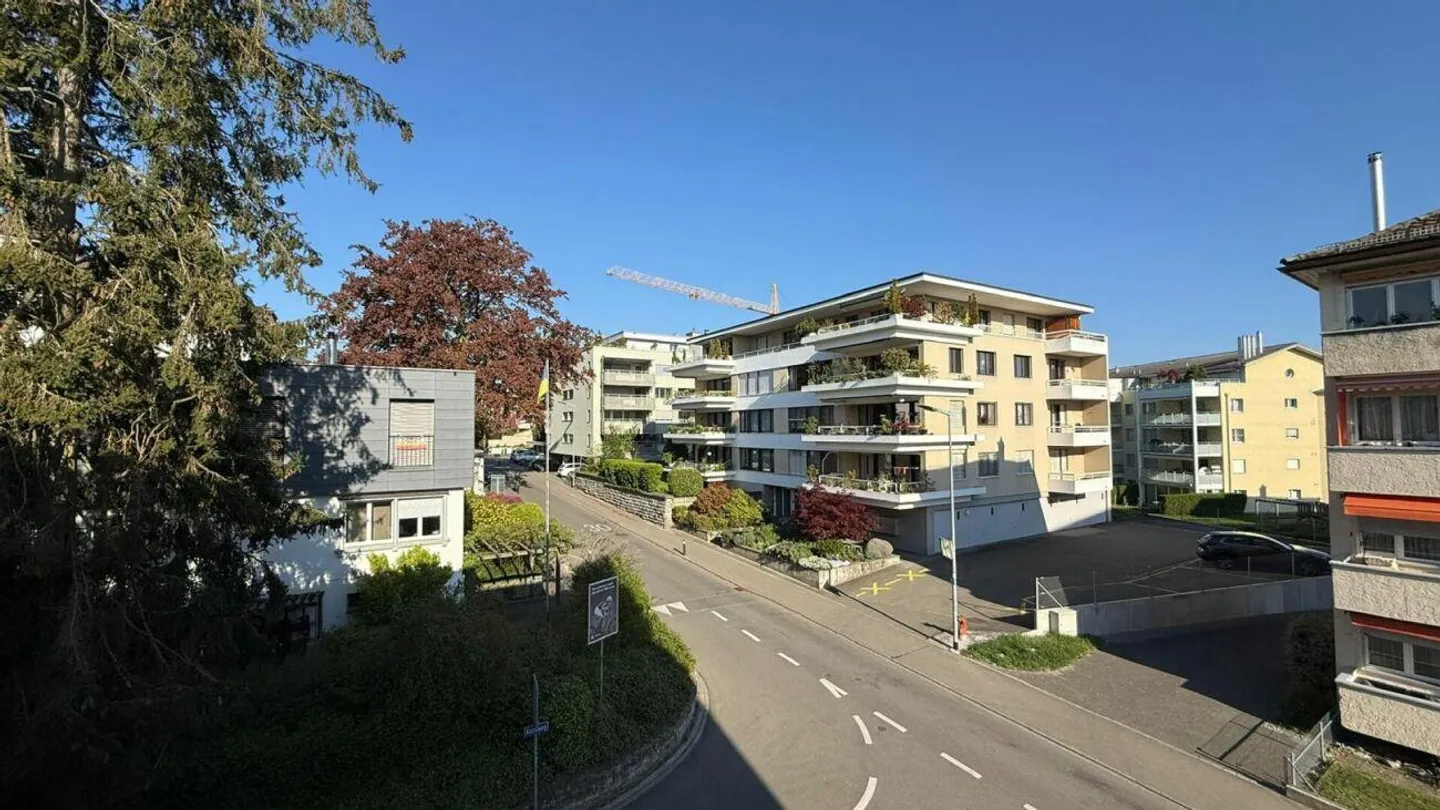 Appartamento luminoso di 3 stanze in affitto ad Arbon - Foto 1 di 11
