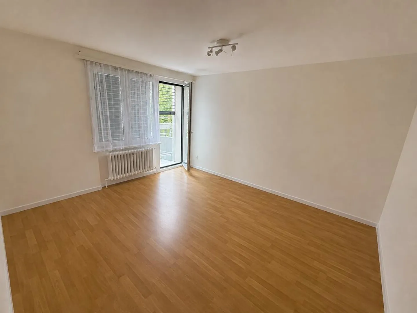 Schöne Wohnung in Nähe des Bahnhofs - Foto 4 di 10