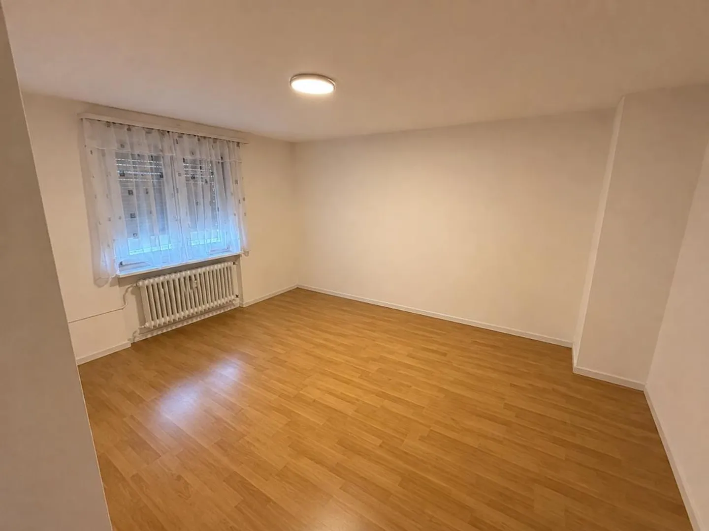 Schöne Wohnung in Nähe des Bahnhofs - Foto 3 di 10