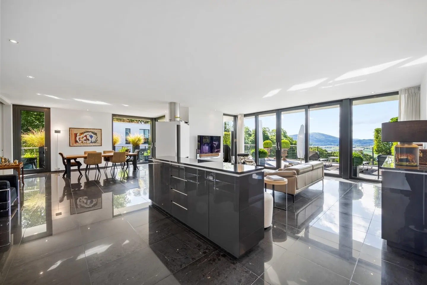 Appartamento maisonette di classe superiore nella migliore posizione di villa - Foto 4 di 18