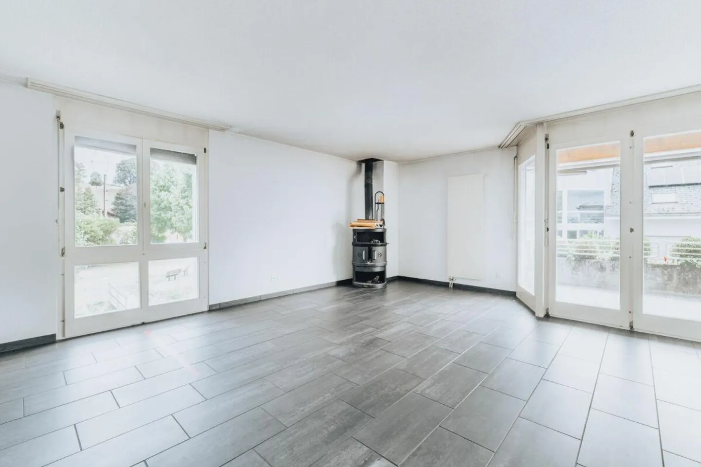 Appartement lumineux de 4,5 pièces avec balcon couvert - Photo 10 sur 18