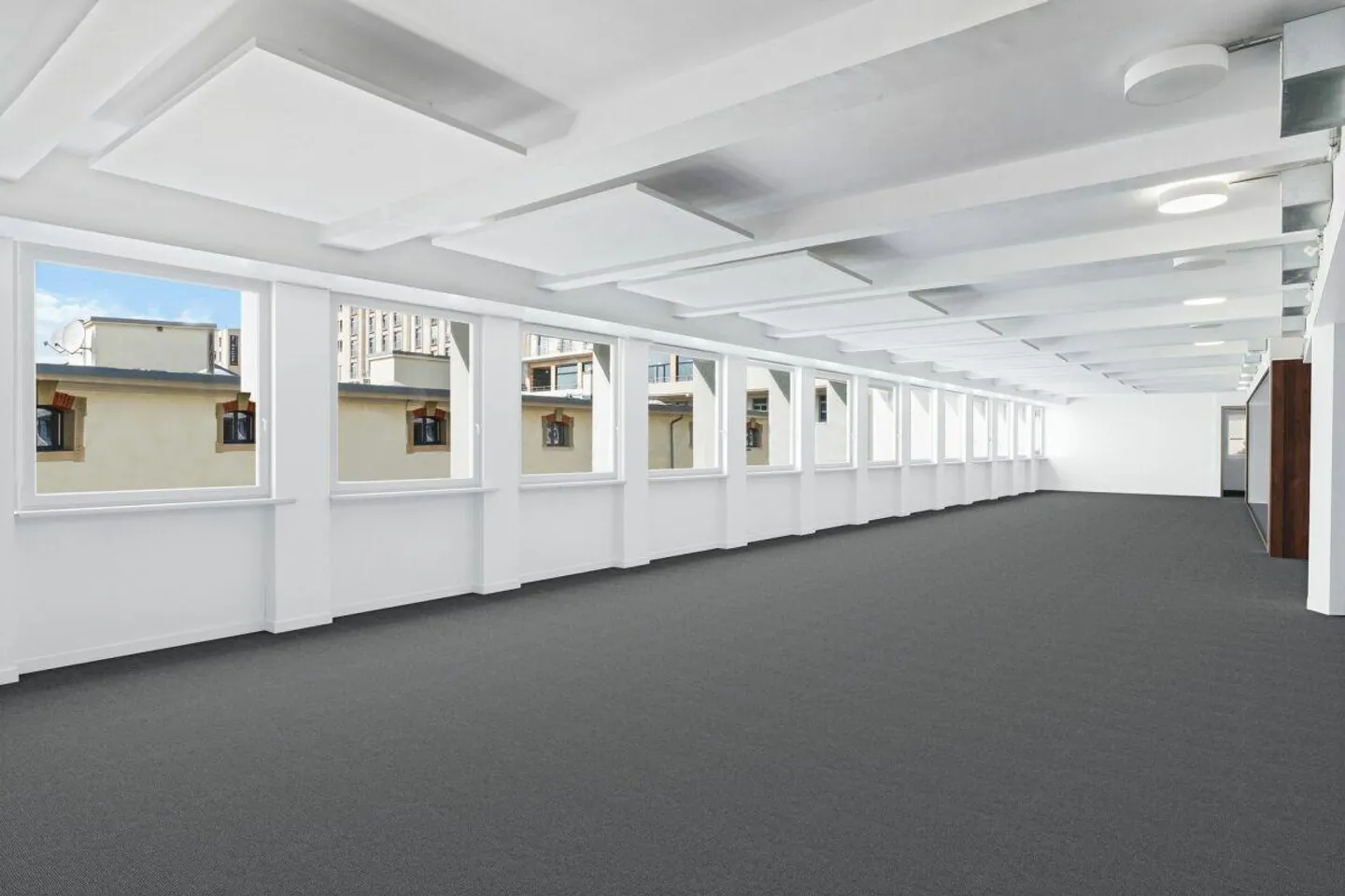 Uffici con arredamento parziale di 630 m2, quartiere Flon - Foto 9 di 13