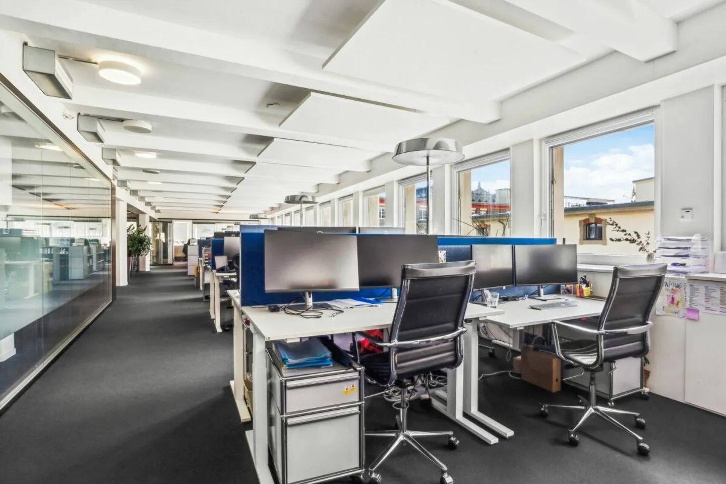 Uffici con arredamento parziale di 630 m2, quartiere Flon - Foto 10 di 13