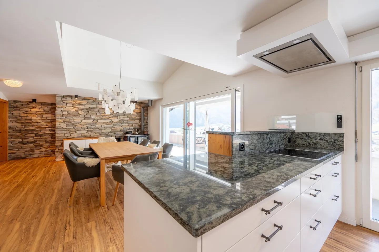 Maisonette ristrutturata con vista sul lago! - Foto 5 di 8