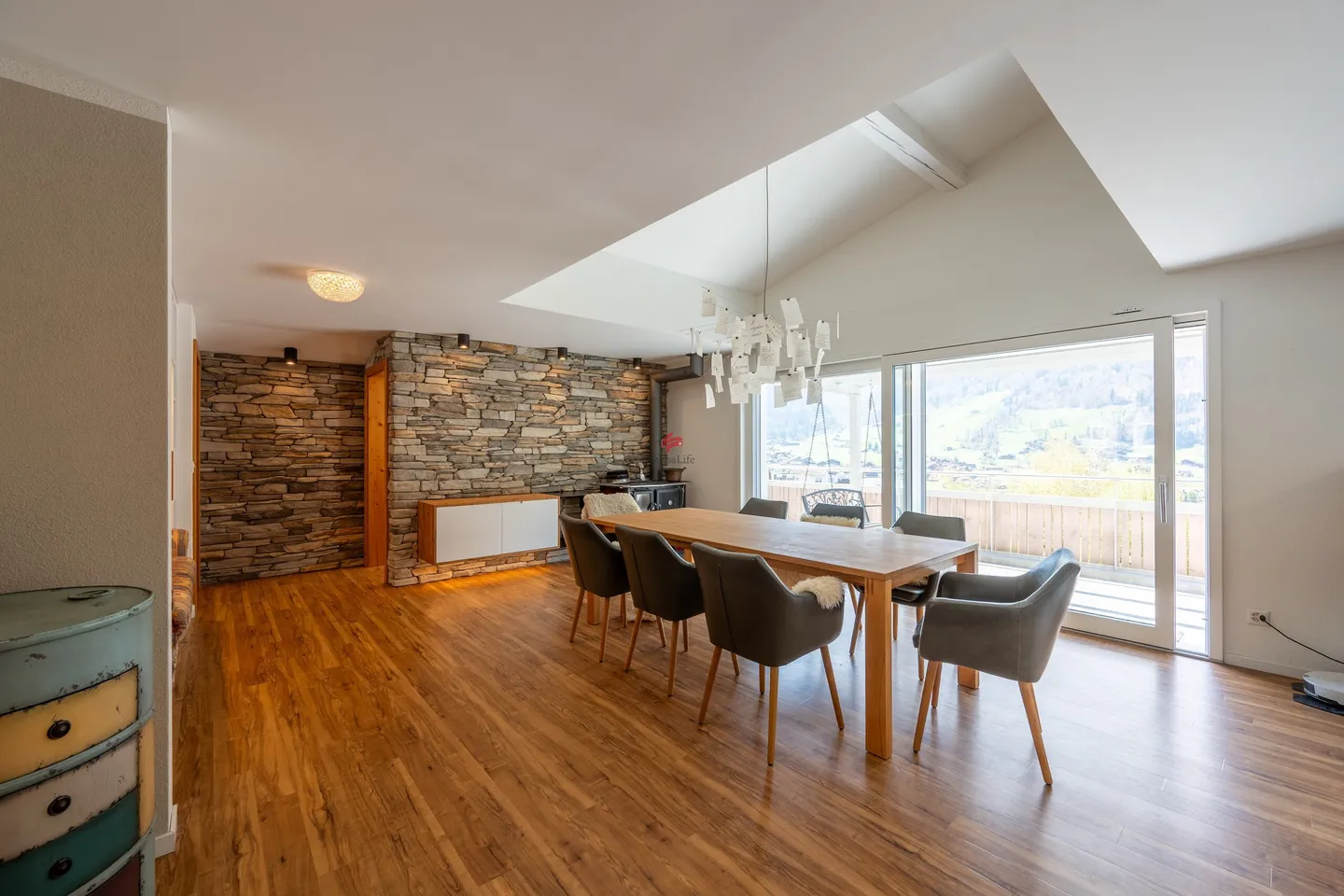Maisonette ristrutturata con vista sul lago! - Foto 4 di 8