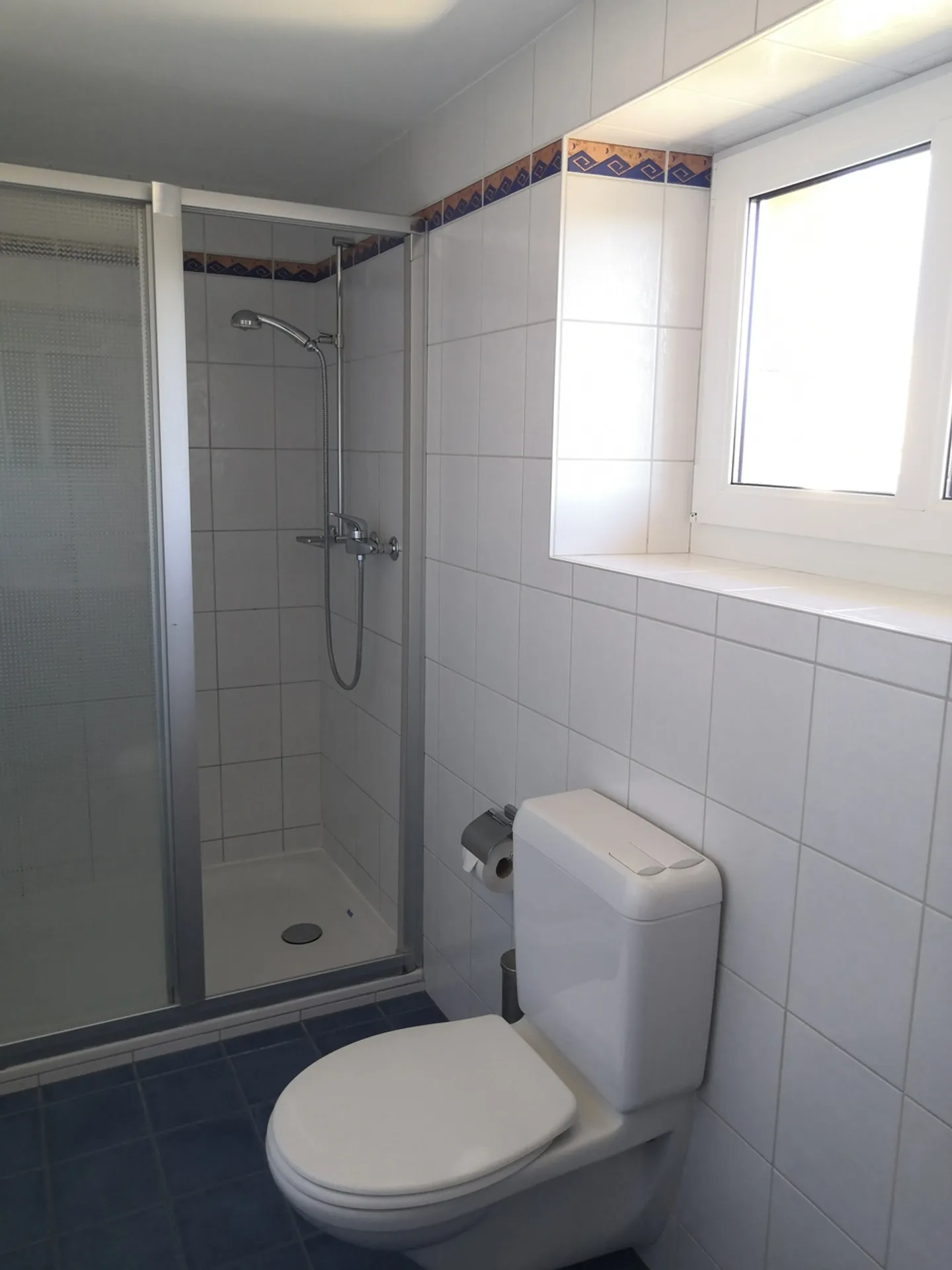 Chambre Étudiante Près de l'EPFL - Photo 4 sur 5