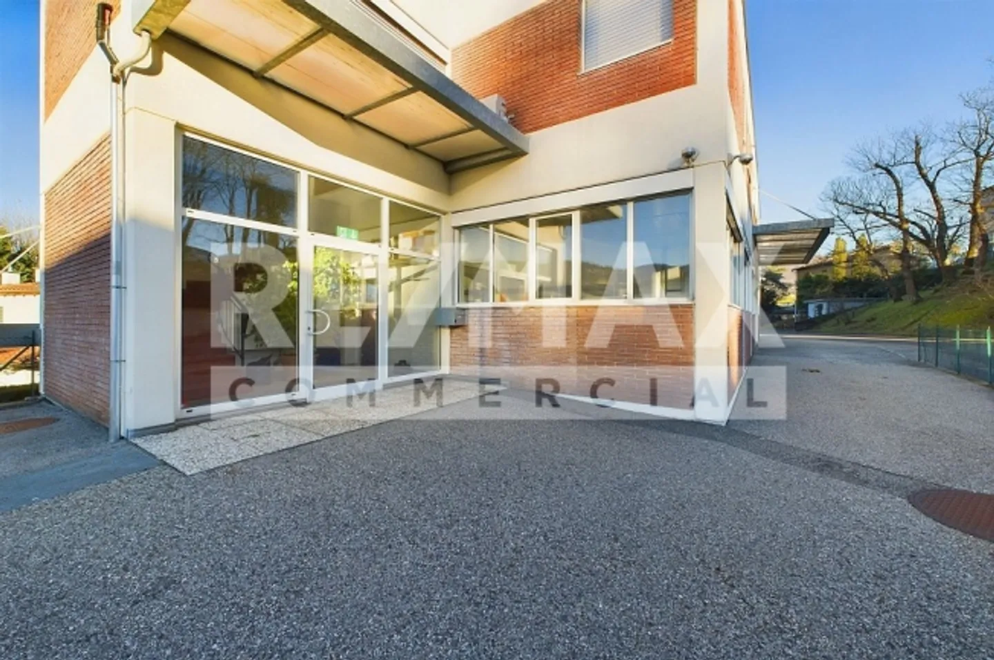 Apartment - Photo 5 of 13