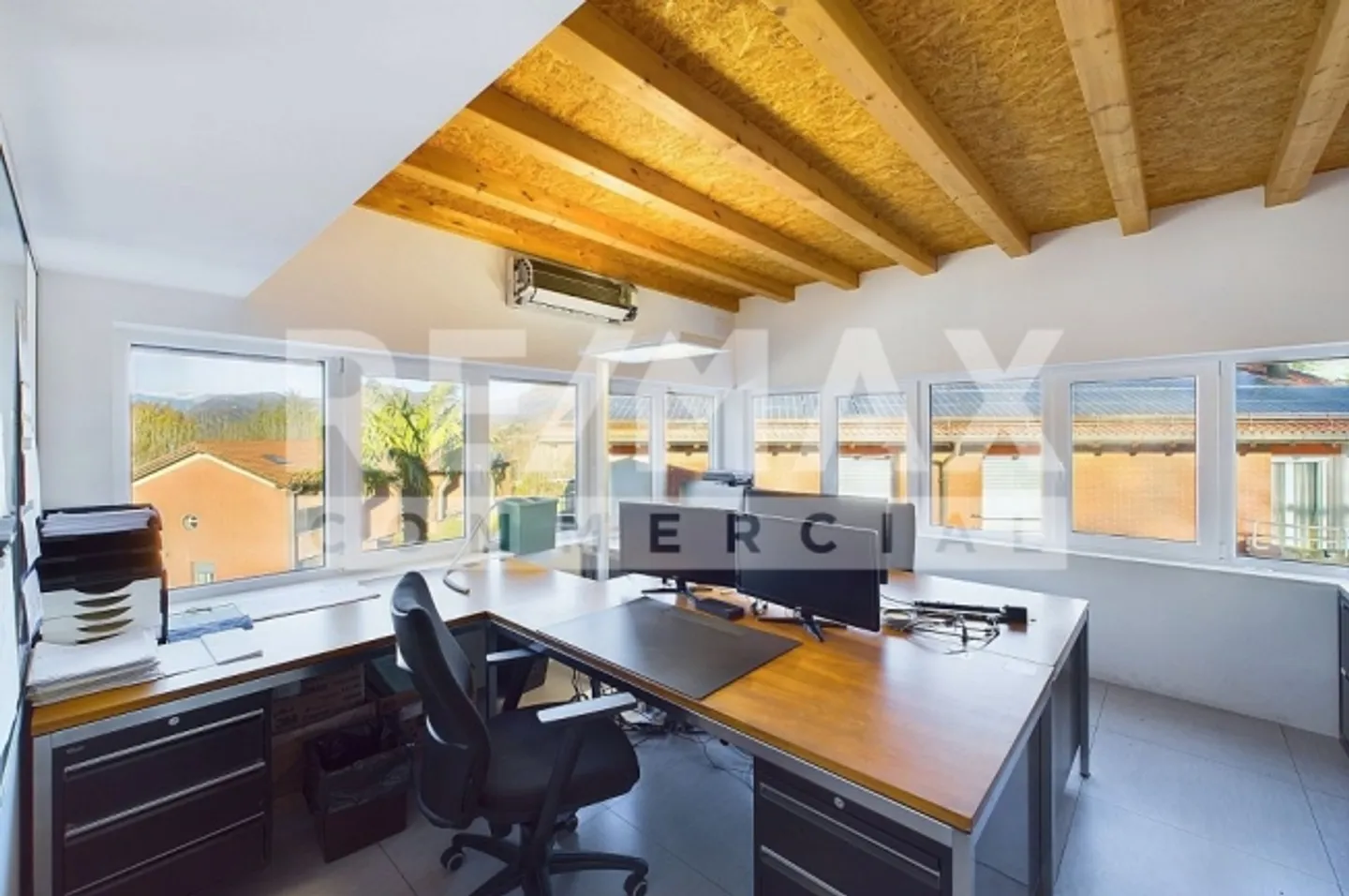 Apartment - Photo 11 of 13