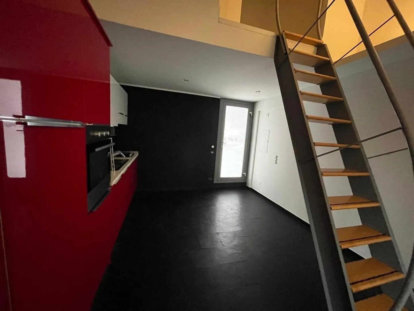 Affittasi bilocale duplex con terrazzo - Foto 2 di 6