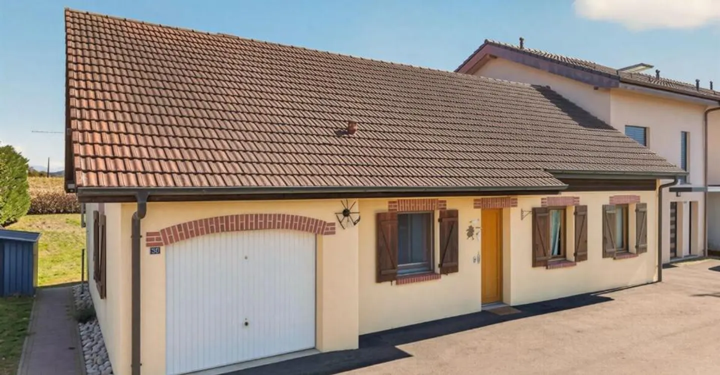 Individual villa of 120m² - Photo 1 of 9