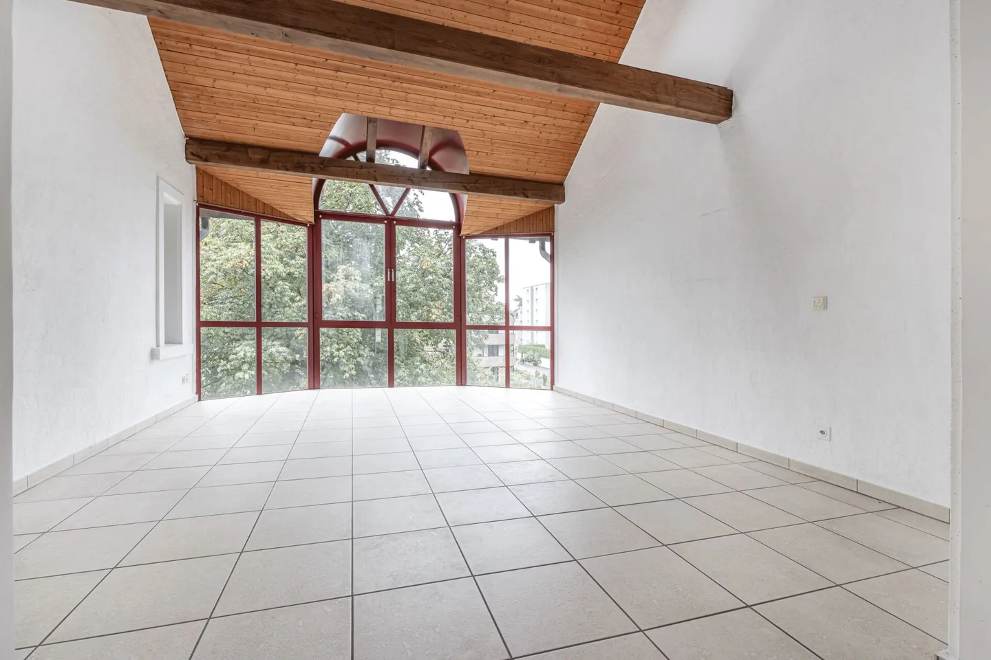Einzigartige, helle Wohnung mit individuellem Grundriss und zwei Balkonen - Foto 4 von 14