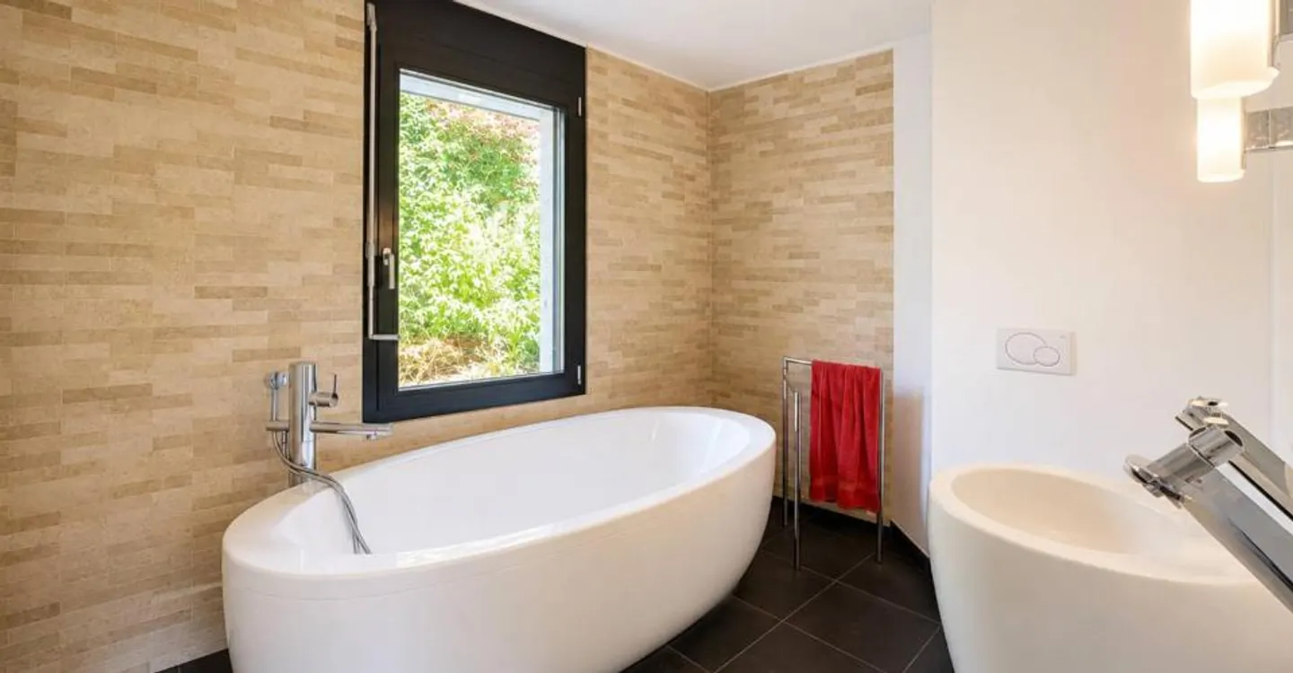 Villa mitoyenne contemporaine avec jardins et vue dégagée à Pully - Foto 7 di 10