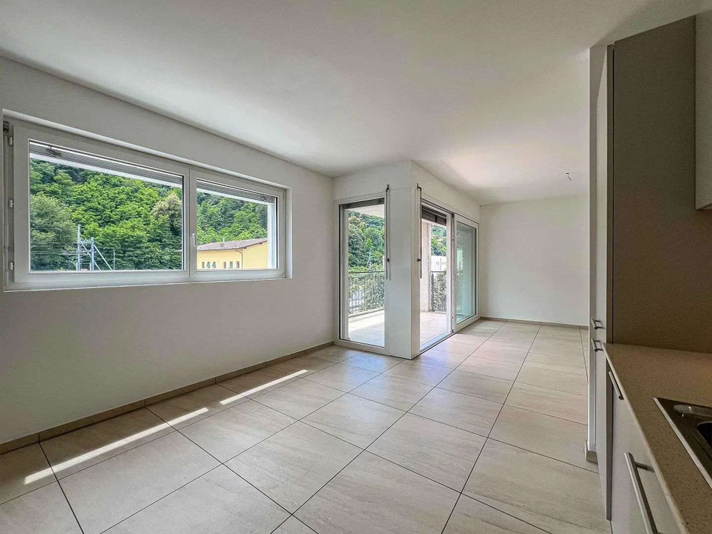Appartamento 3.5 locali in affitto a Chiasso - Foto 2 di 11