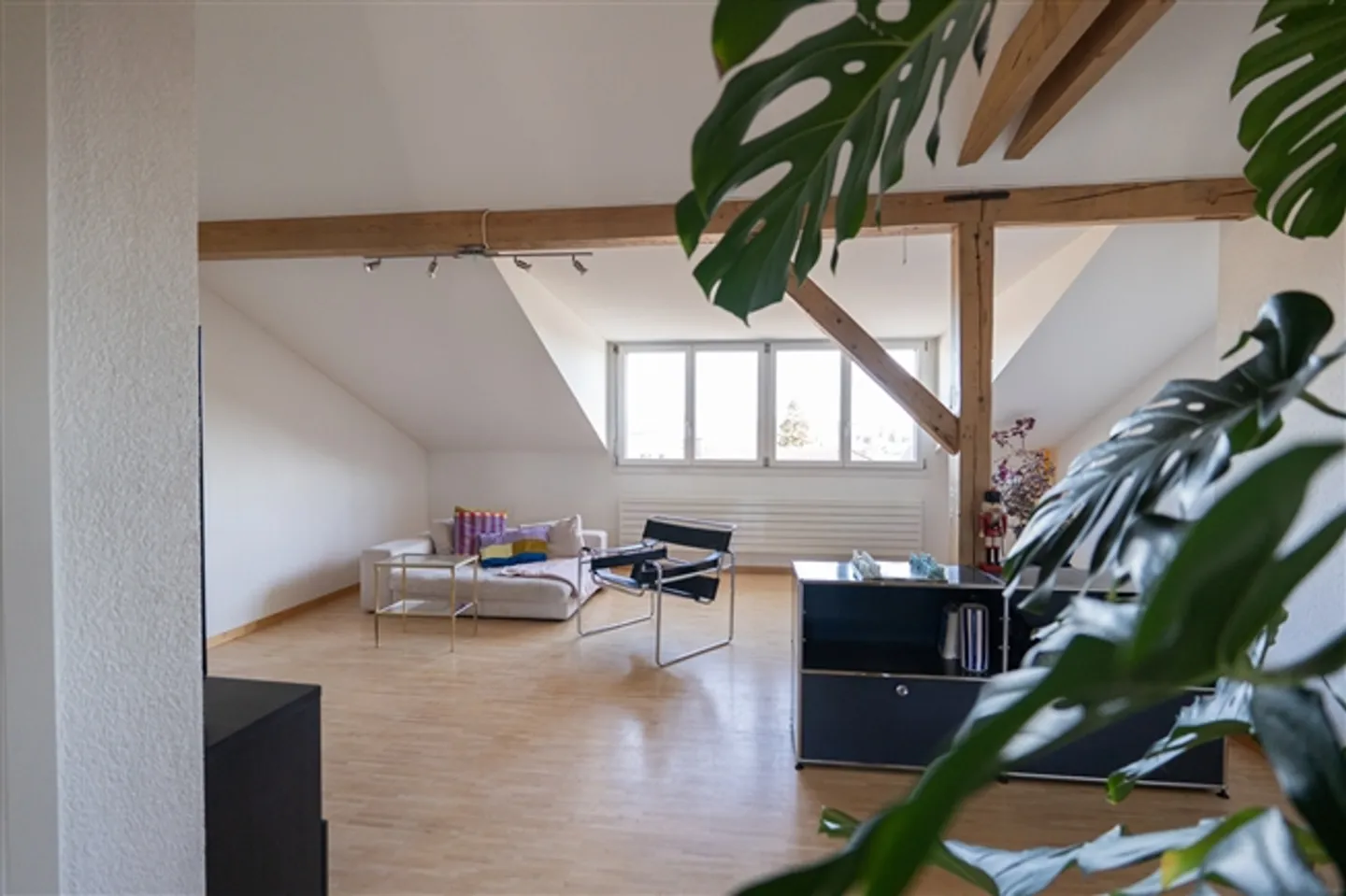 Charmante Dachwohnung in Bern - Foto 1 von 10