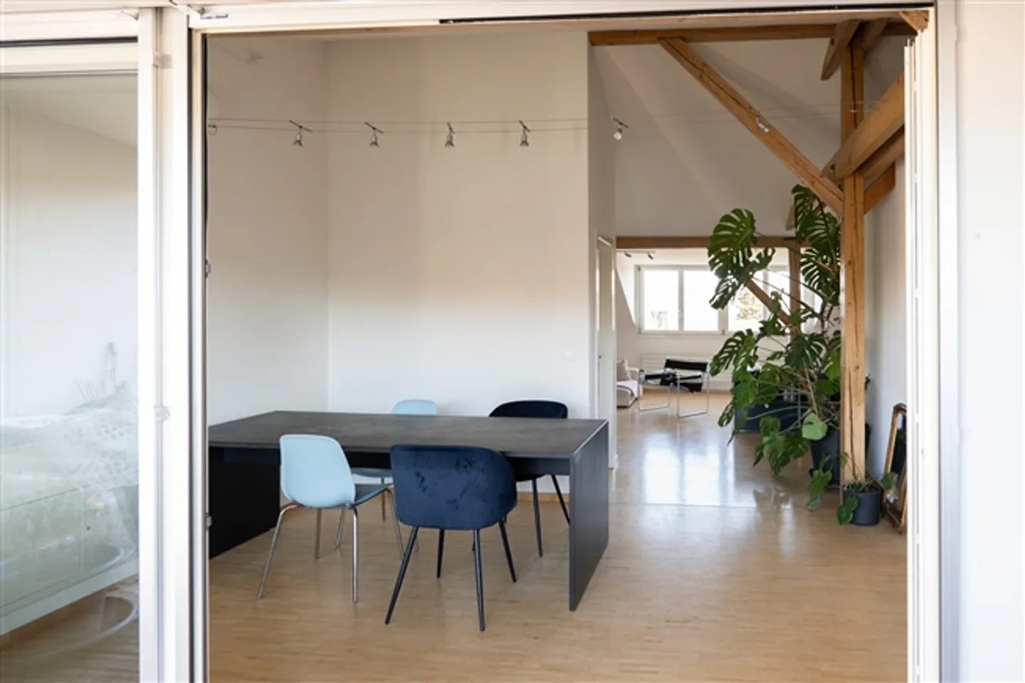 Charmante Dachwohnung in Bern - Foto 4 von 10