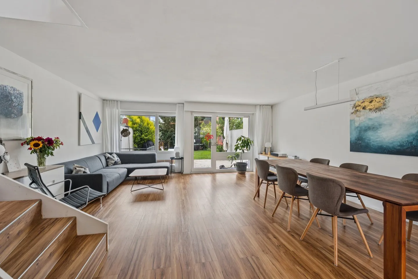Casa Familiare Moderna in Zona Tranquilla - Foto 1 di 10