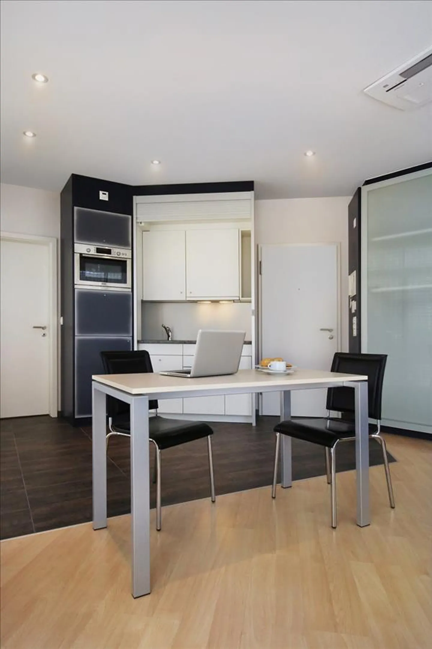 Möbliertes Apartment in Zentraler Lage - Foto 2 von 6