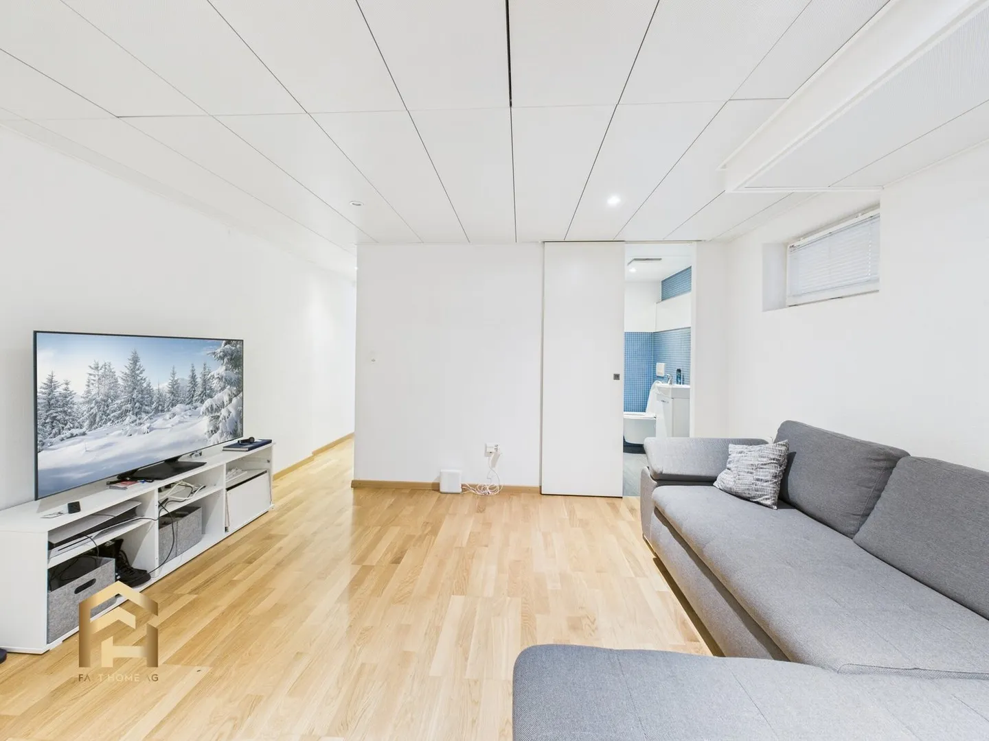 Charmante 3.5 ZWG in ruhiger Lage  gepflegt, renoviert und zentral - Foto 6 von 13