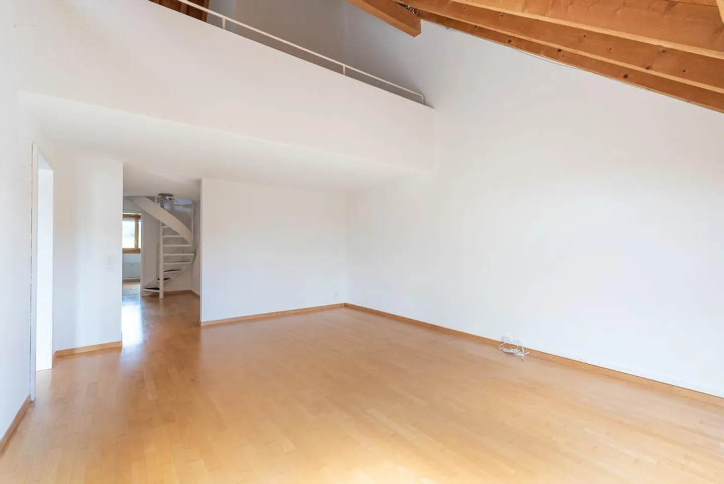 Bright 3.5-room apartment in a quiet, family-friendly neighborhood - Photo 5 of 10