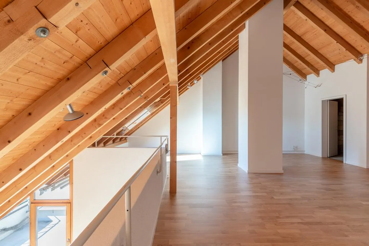 Bright 3.5-room apartment in a quiet, family-friendly neighborhood - Photo 9 of 10