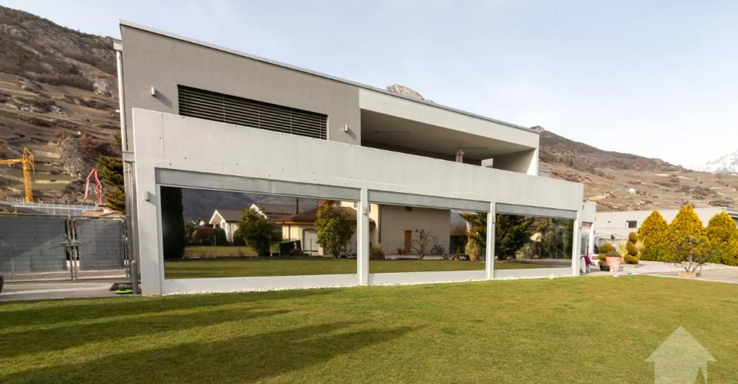 Magnifica villa in PPE con grande giardino e seminterrato - Foto 1 di 13
