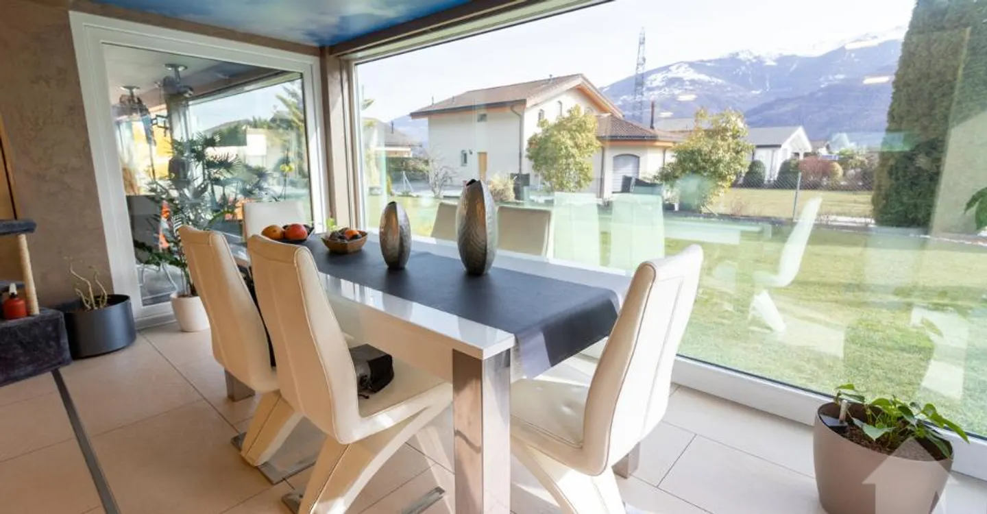 Magnifica villa in PPE con grande giardino e seminterrato - Foto 7 di 13