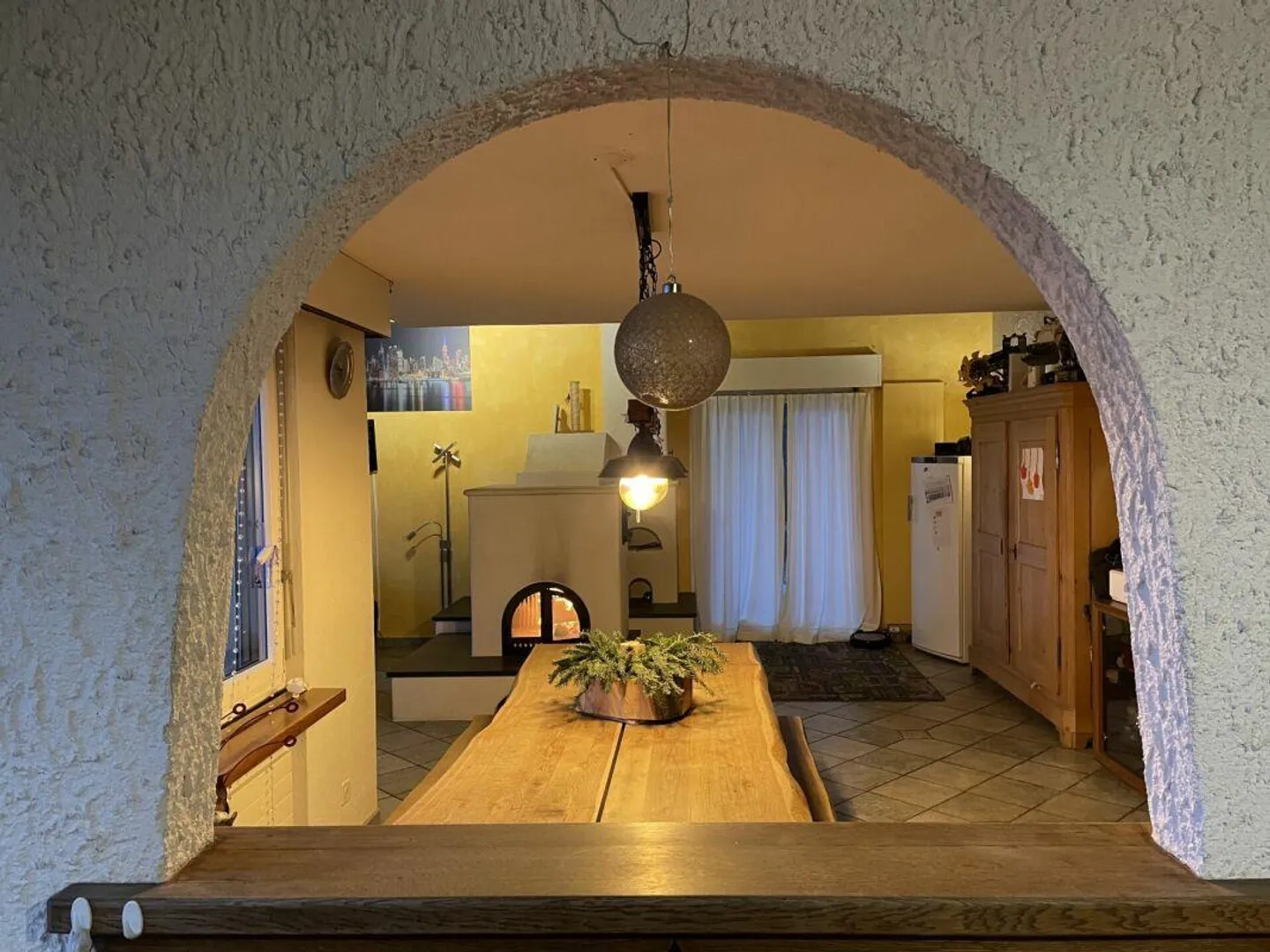Casa intergenerazionale con 4 garage, 5 posti auto e vista mozzafiato sul lago e sulle montagne? - Foto 15 di 25