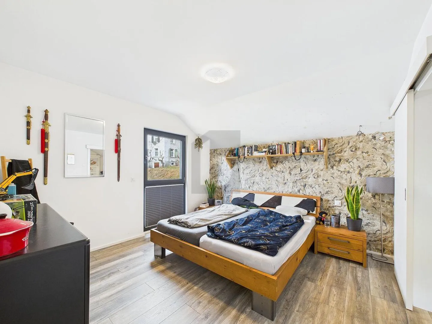 FAMILIENFREUNDLICH UND RUHIG IM GRÜNEN - Foto 5 von 6