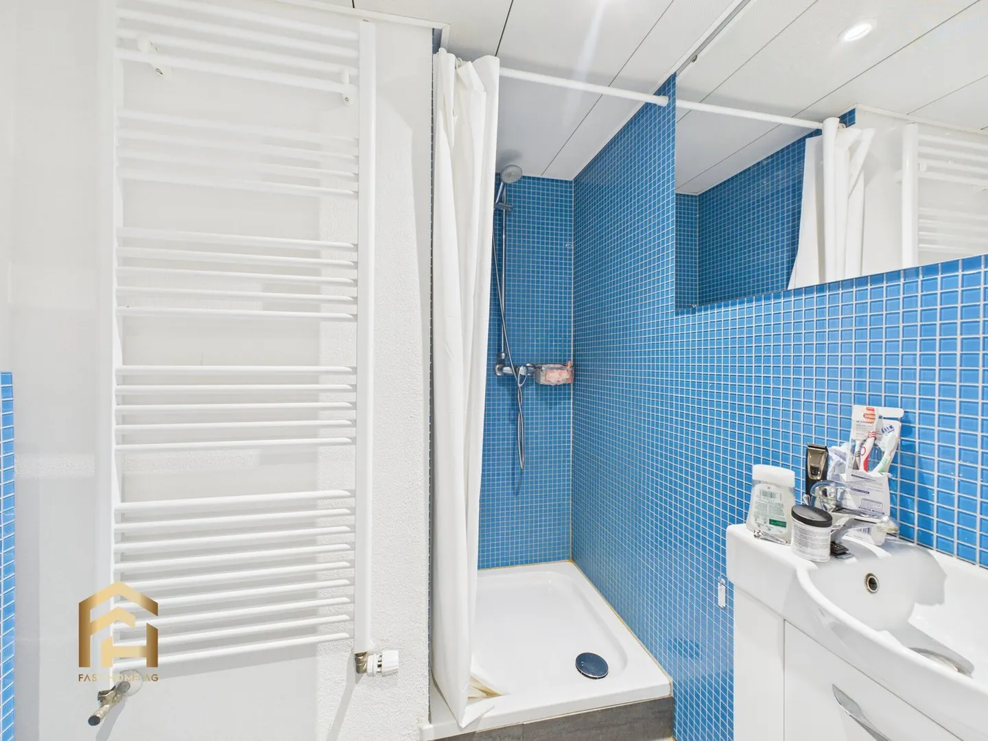 Charmante 3.5 ZWG in ruhiger Lage  gepflegt, renoviert und zentral - Foto 10 von 13