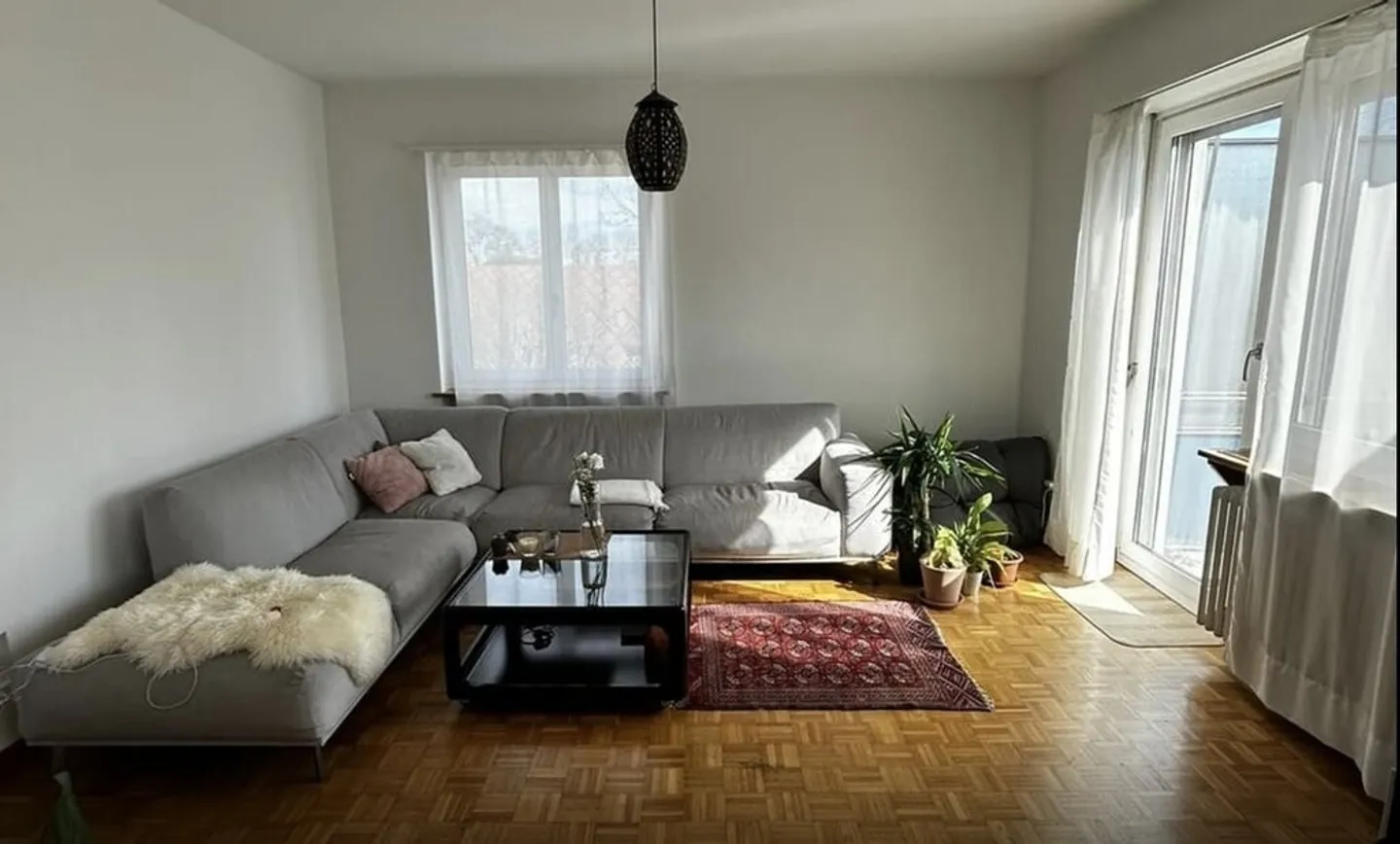 Helle 3.5-Zimmer-Wohnung mit Balkonen - Foto 3 von 9