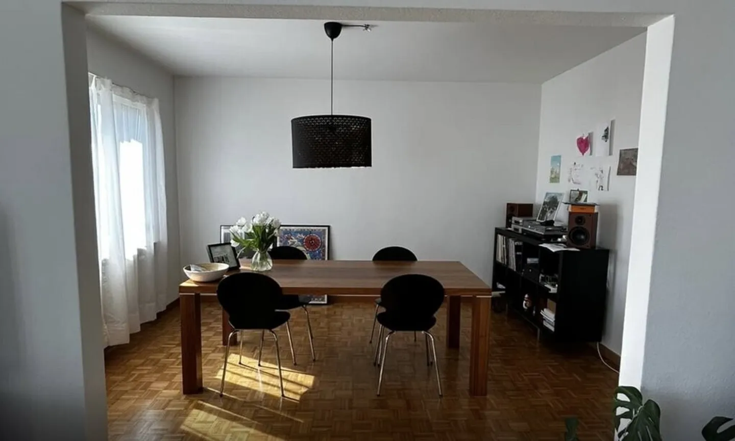Helle 3.5-Zimmer-Wohnung mit Balkonen - Foto 4 von 9