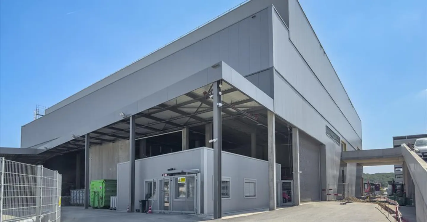 Mischgenutztes Gebäude mieten - Foto 4 von 16