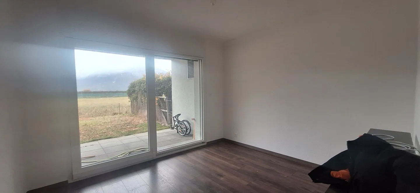 Schöne 2,5-Zimmer-Wohnung im Erdgeschoss in Fully - Foto 4 von 7