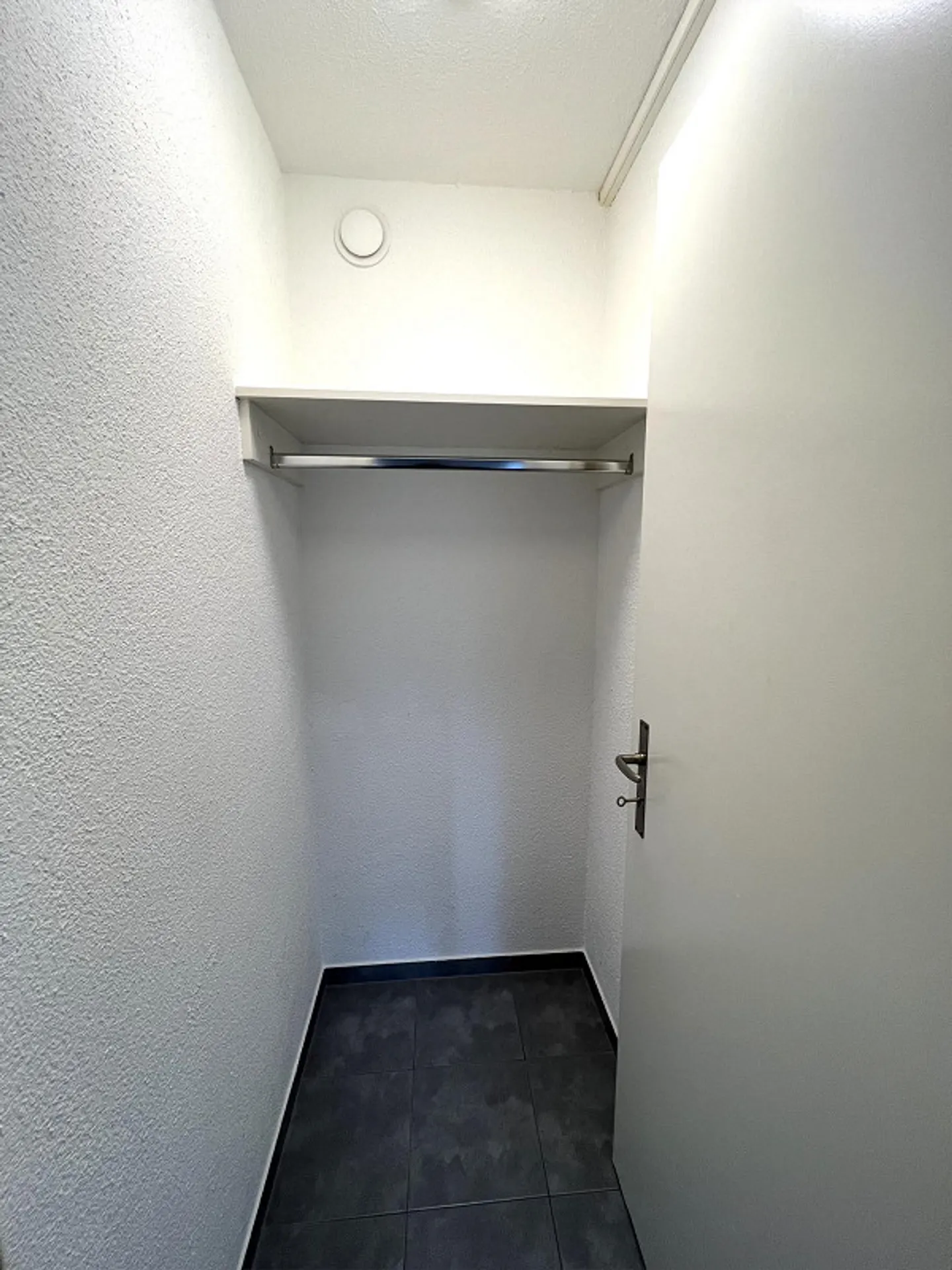 Interesting price-performance ratio! - Photo 6 of 12