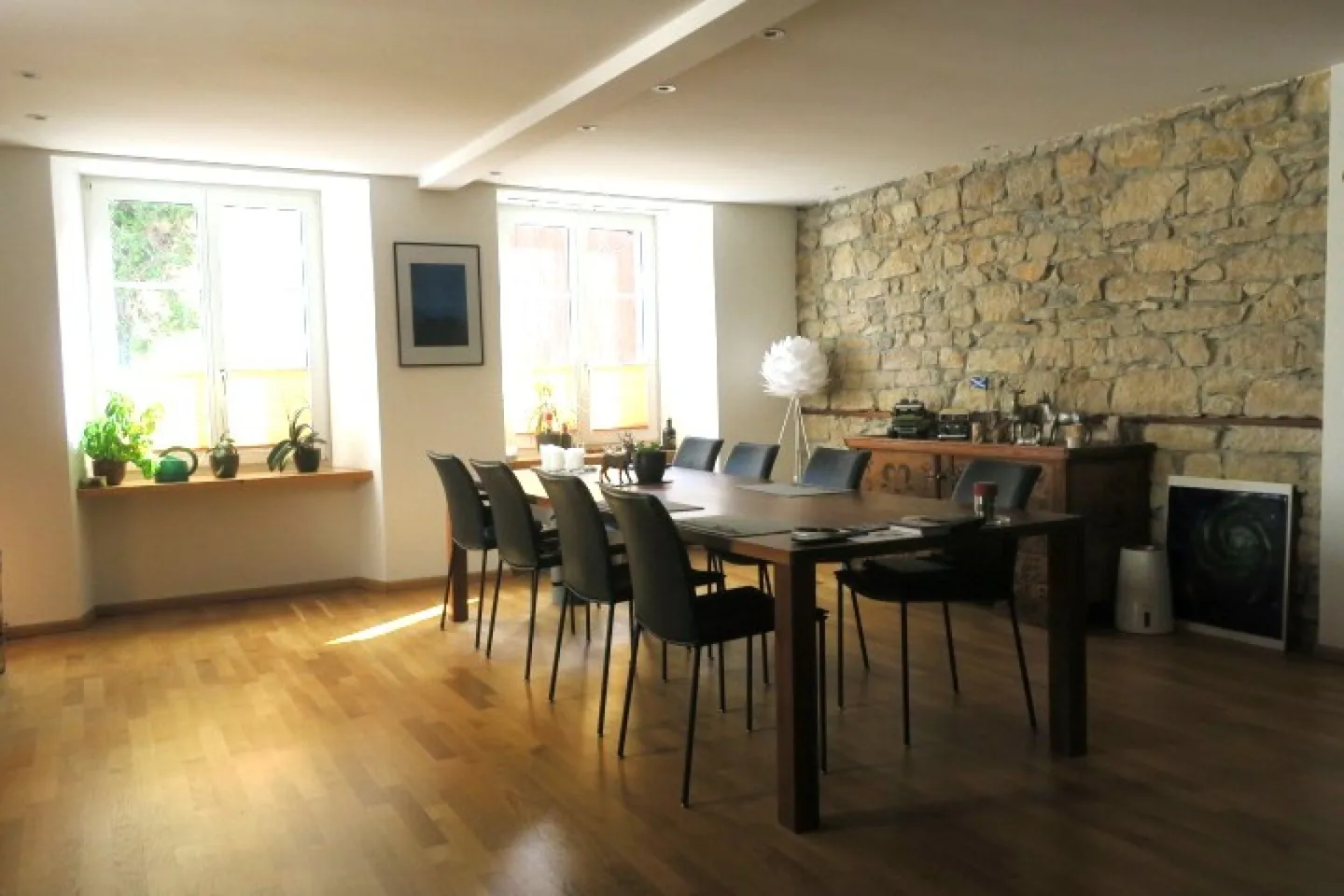 Propriété avec de nombreuses possibilités d'utilisation et un grand potentiel - Photo 2 sur 13