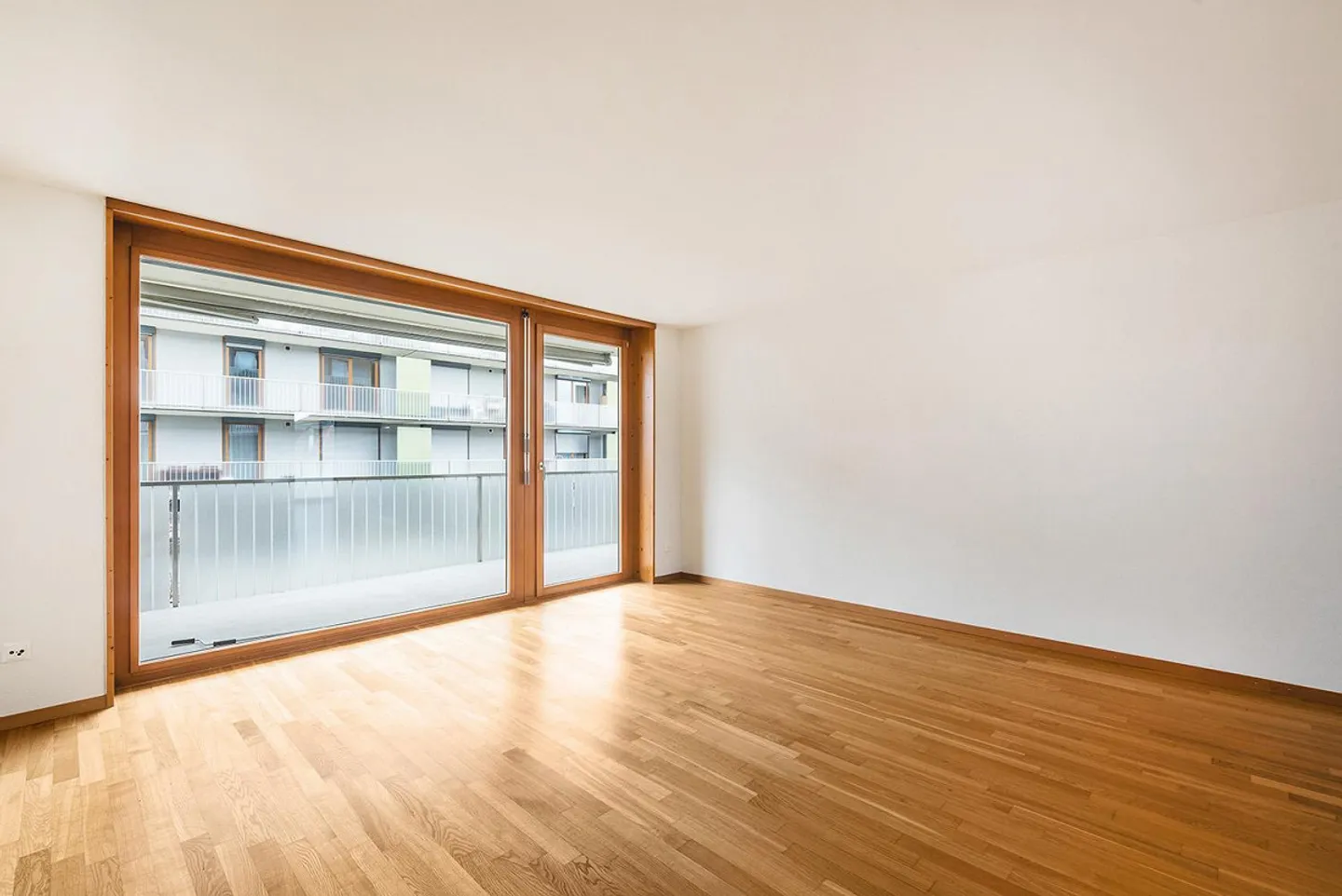 Moderne 4.5-Zimmer-Wohnung mit traumhafter Aussicht über St. Gallen! - Foto 5 von 12