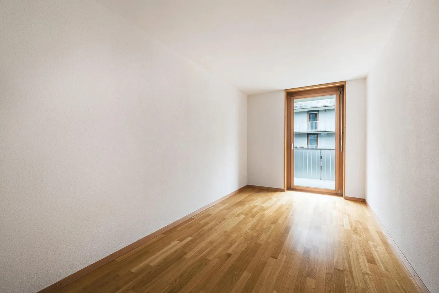 Moderne 4.5-Zimmer-Wohnung mit traumhafter Aussicht über St. Gallen! - Foto 6 von 12