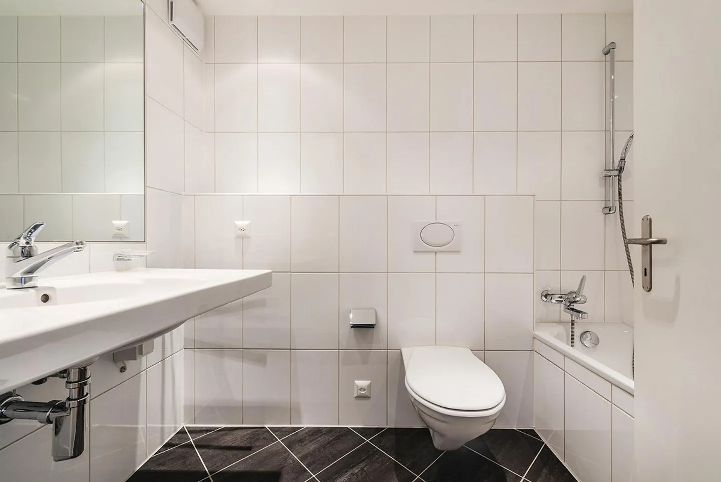 Moderne 4.5-Zimmer-Wohnung mit traumhafter Aussicht über St. Gallen! - Foto 11 von 12